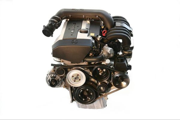 Mercedes-Benz M104 I6 Engine
